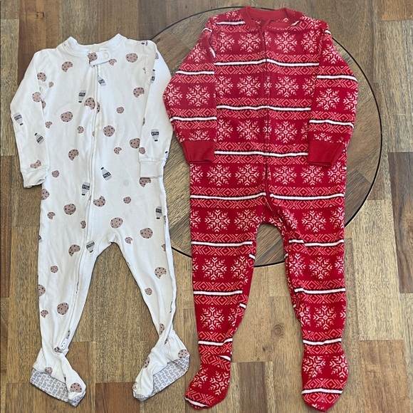 Old Navy Other - Two Way Zip Fleece Footie Pajamas